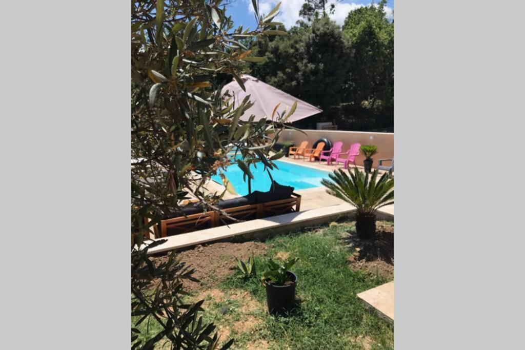 Logement Attenant A Une Villa T2 Avec Terrasse . Besse-sur-Issole Buitenkant foto