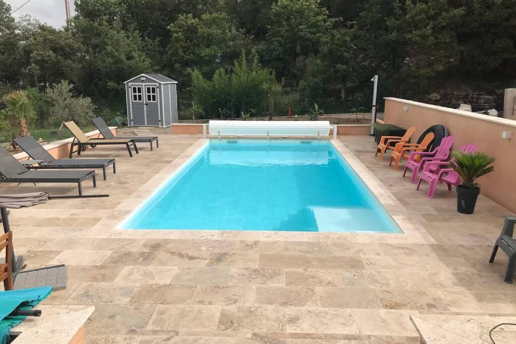 Logement Attenant A Une Villa T2 Avec Terrasse . Besse-sur-Issole Buitenkant foto